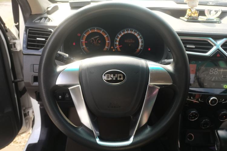 Used BYD F3 2016 1.5L Automatic Luxury Model Steering Wheel