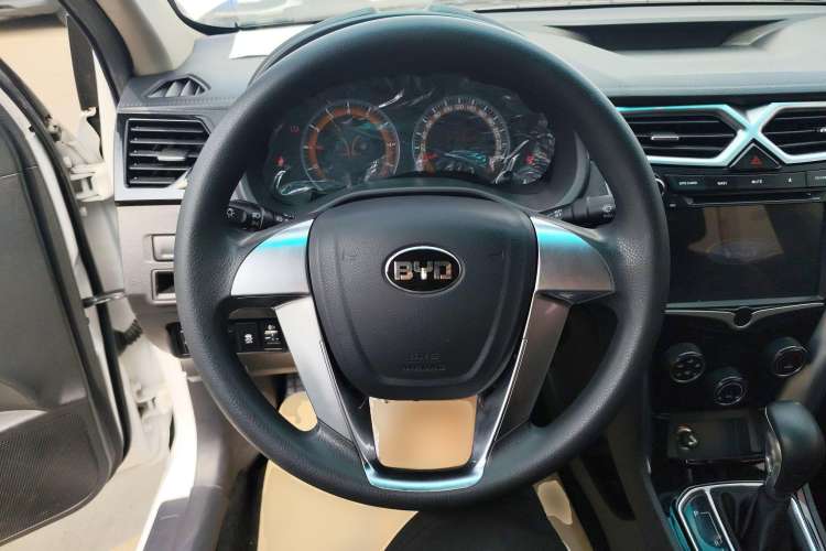 Used BYD F3 2016 1.5L Automatic Luxury Model Steering Wheel