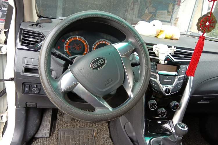 Used BYD F3 2016 1.5L Manual Luxury Model Steering Wheel