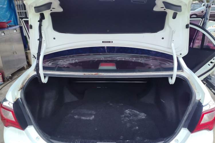 Used BYD F3 2016 1.5L Automatic Luxury Model Trunk