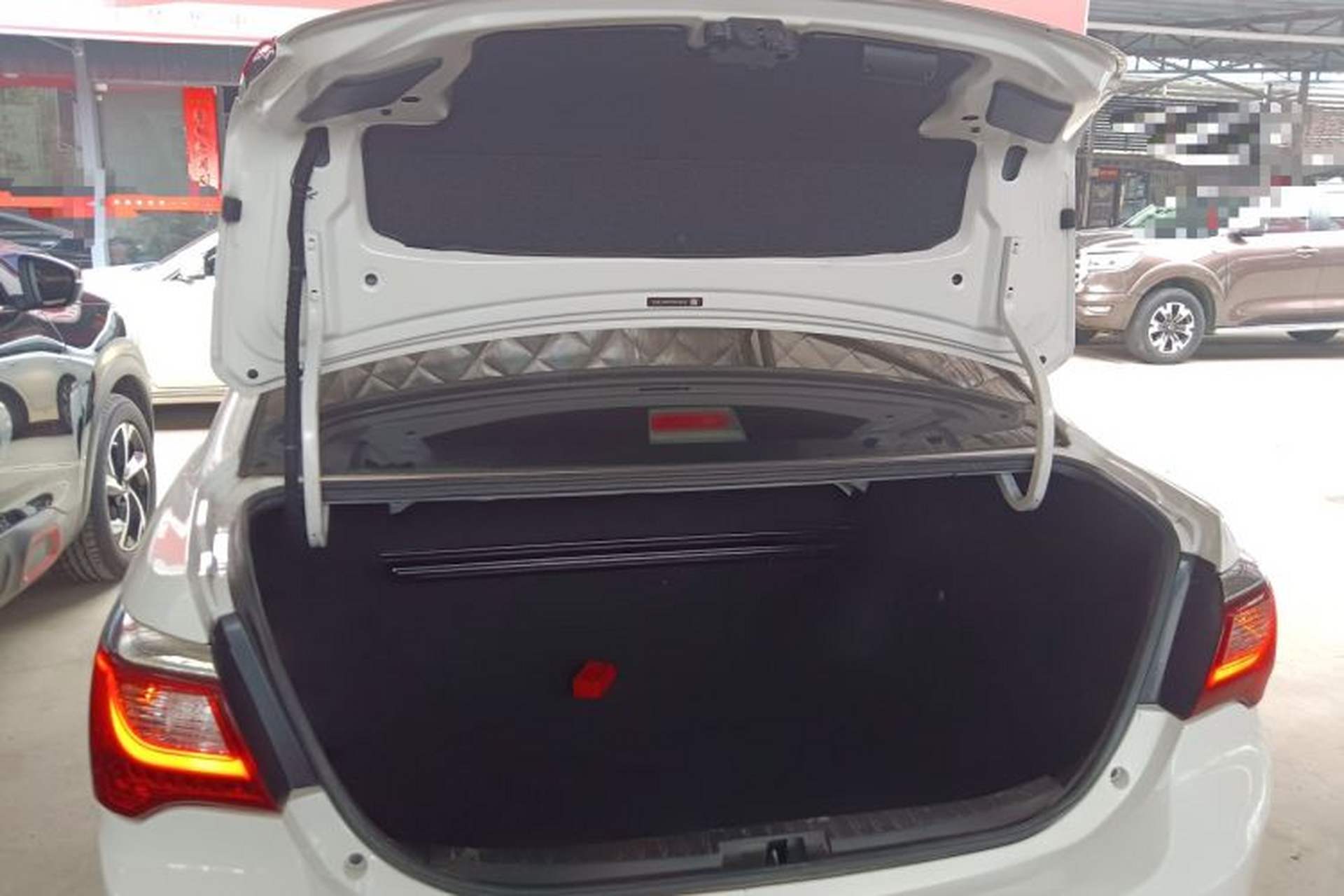 Used BYD F3 2016 1.5L Manual Luxury Model Trunk