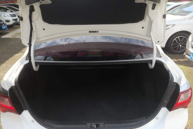 Used BYD F3 2016 1.5L Automatic Luxury Model Trunk