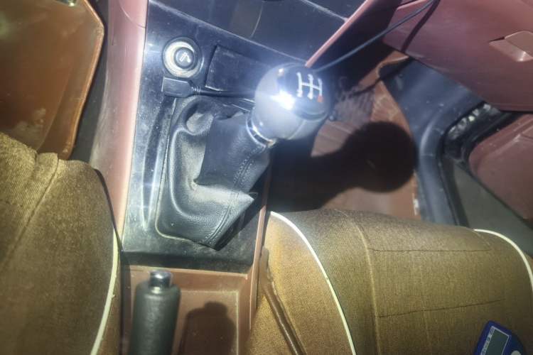 Used BYD F3  Gear Lever
