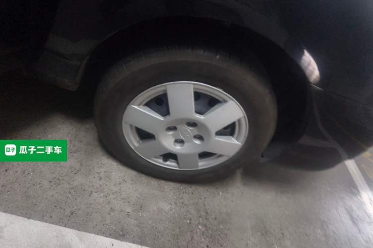 Used BYD F3  Right Front Wheel Hub