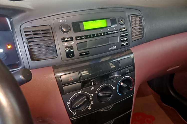 Used BYD F3 2018 1.5L Manual Classic Model Audio And AC Panel