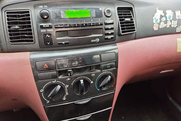 Used BYD F3 2018 1.5L Manual Classic Model Audio And AC Panel