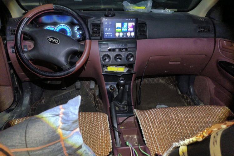 Used BYD F3 2018 1.5L Manual Classic Model Center Console