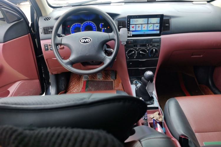 Used BYD F3 2018 1.5L Manual Classic Model Center Console