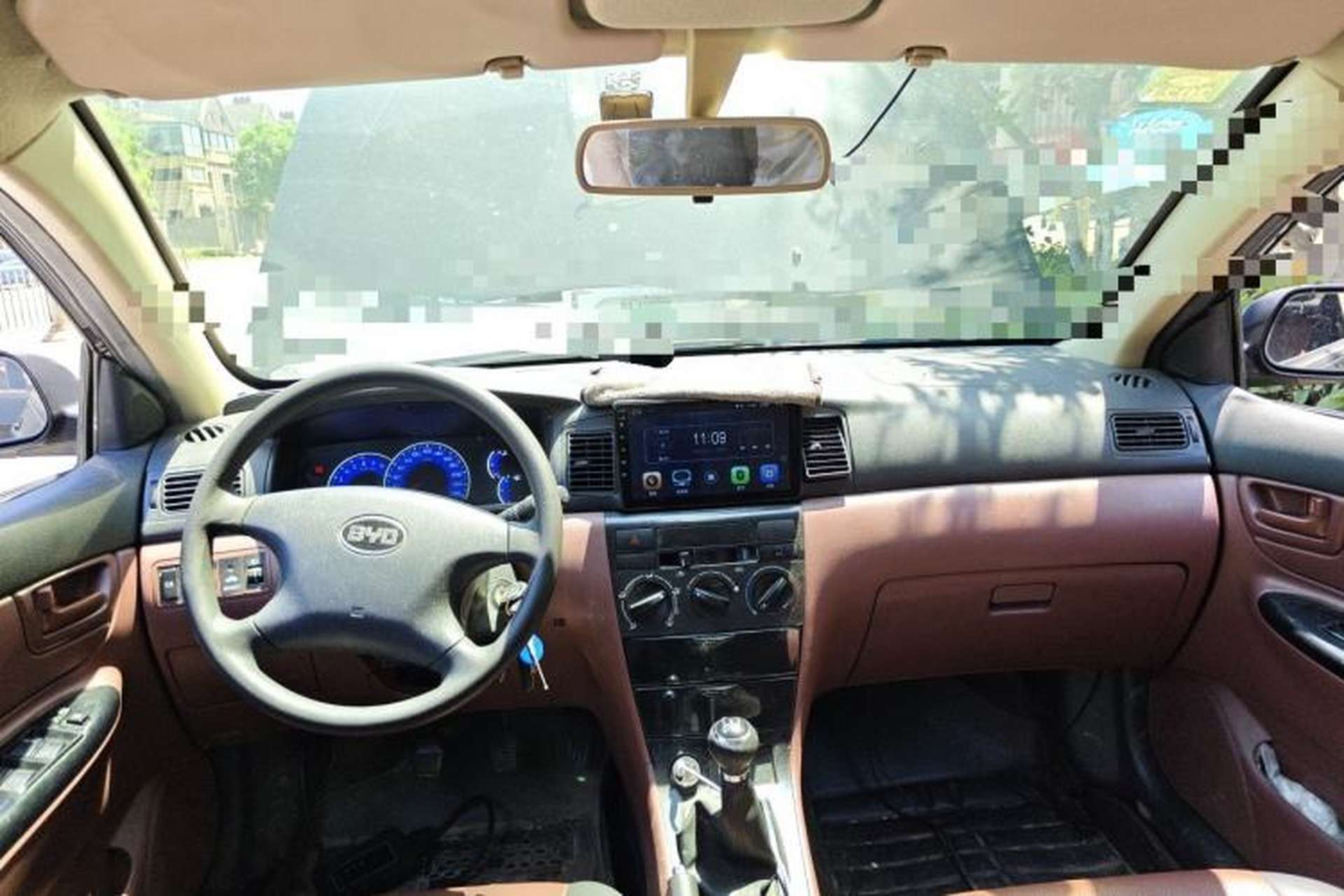 Used BYD F3 2018 1.5L Manual Classic Model Center Console