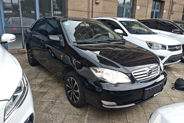 Used BYD F3 2018 1.5L Manual Classic Model Front Right 45 Deg