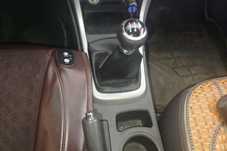 Used BYD F3 2018 1.5L Manual Fashion Model Gear Lever