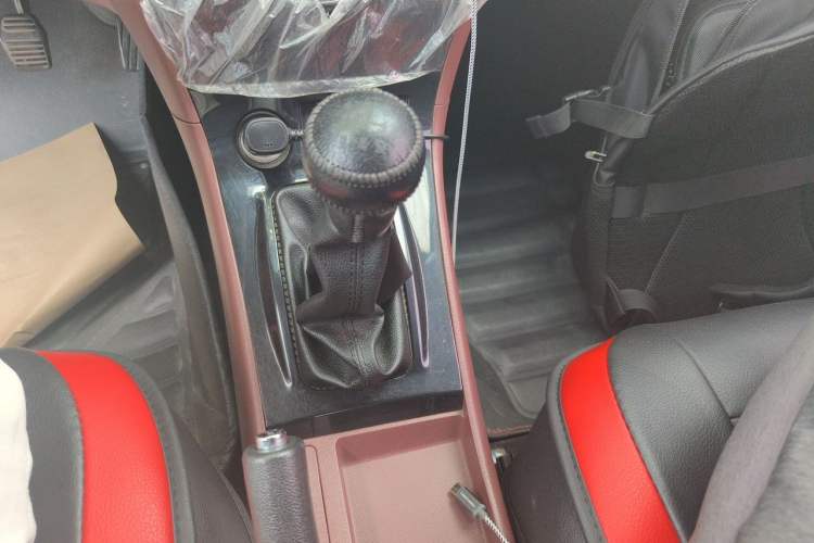 Used BYD F3 2018 1.5L Manual Classic Model Gear Lever