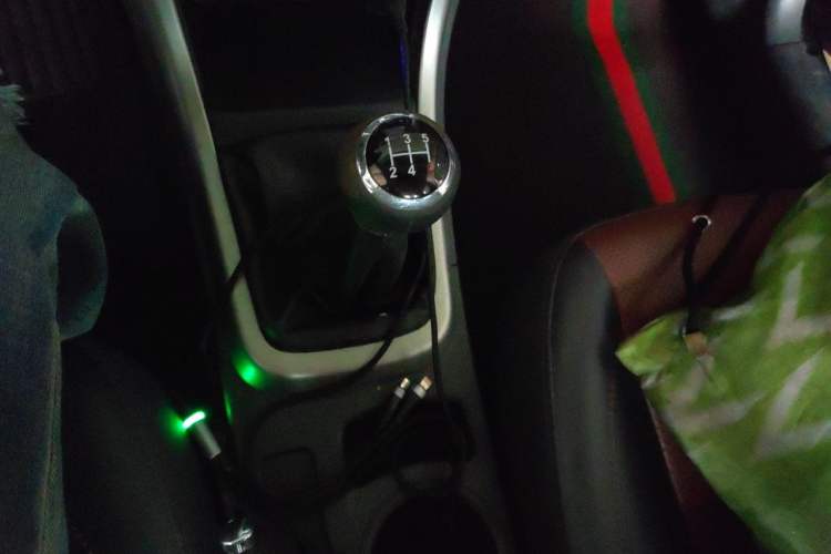 Used BYD F3 2018 1.5L Manual Fashion Model Gear Lever
