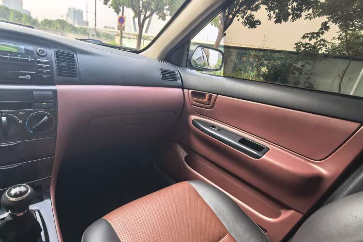 Used BYD F3 2018 1.5L Manual Classic Model Interior 7