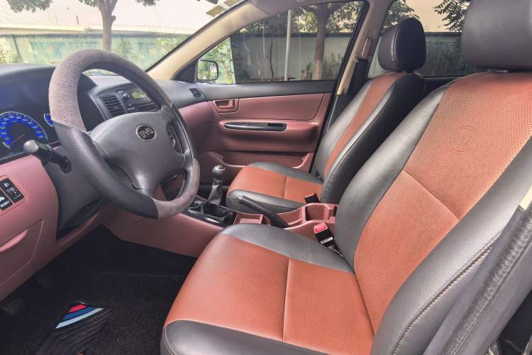 Used BYD F3 2018 1.5L Manual Classic Model Interior 8