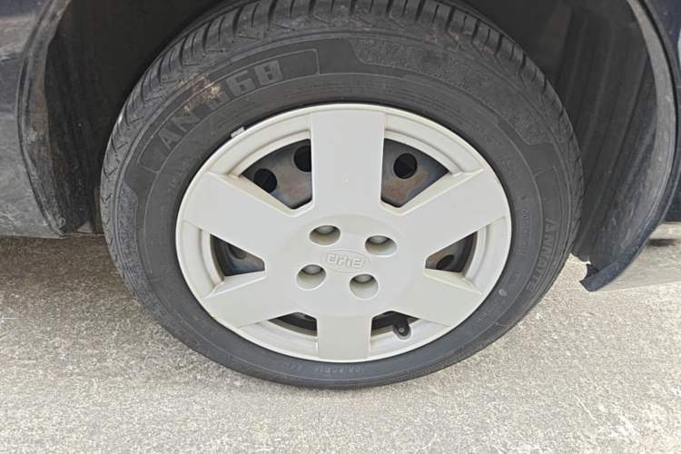 Used BYD F3 2018 1.5L Manual Classic Model Right Front Wheel Hub