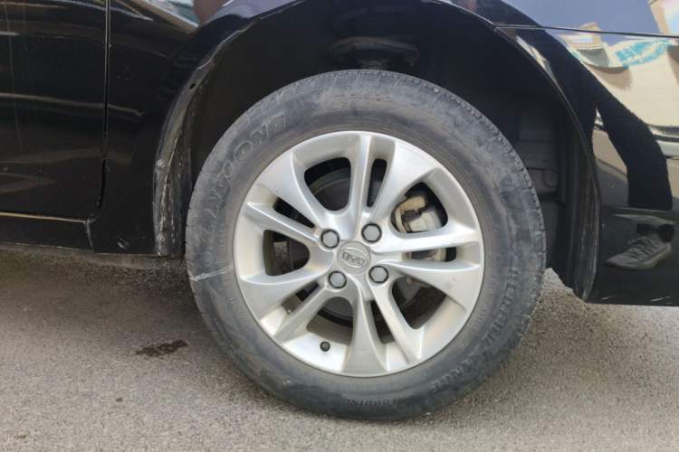 Used BYD F3 2018 1.5L Manual Elite Version Right Front Wheel Hub
