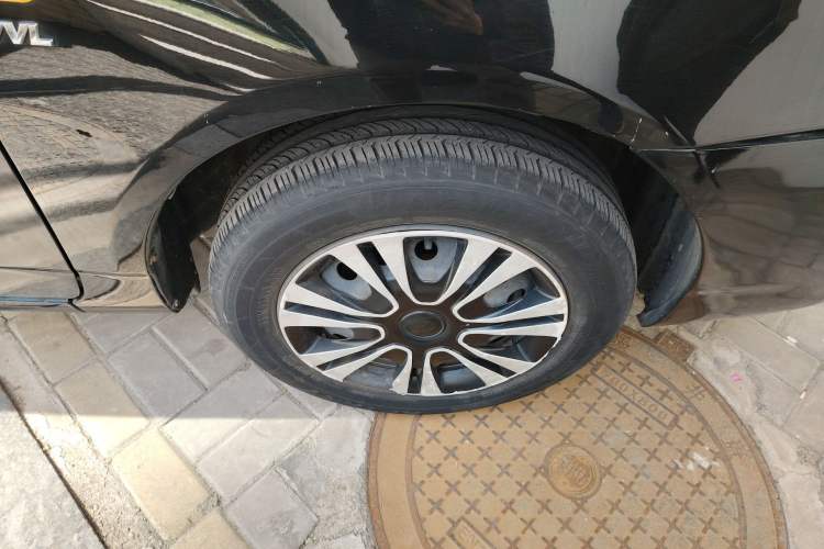 Used BYD F3 2018 1.5L Manual Classic Model Right Front Wheel Hub