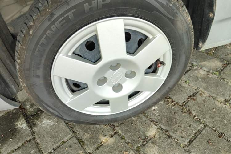 Used BYD F3 2018 1.5L Manual Classic Model Left Front Wheel Hub