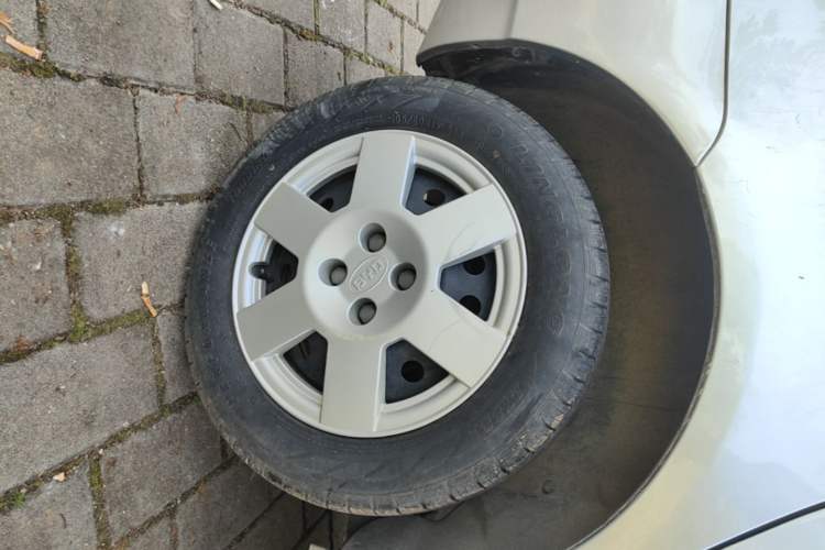 Used BYD F3 2018 1.5L Manual Classic Model Right Rear Wheel Hub