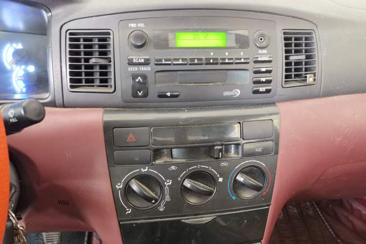 Used BYD F3 2018 1.5L Manual Classic Model Audio And AC Panel