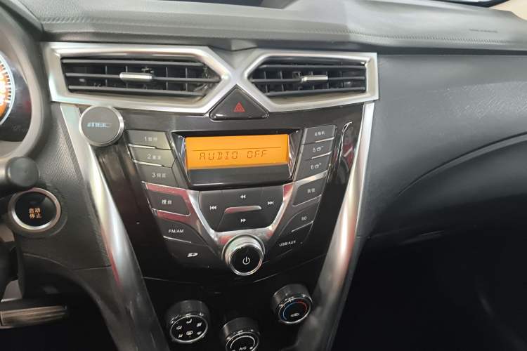 Used BYD F3 2018 1.5L Automatic Luxury Model Audio And AC Panel