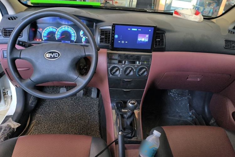 Used BYD F3 2018 1.5L Manual Classic Model Center Console