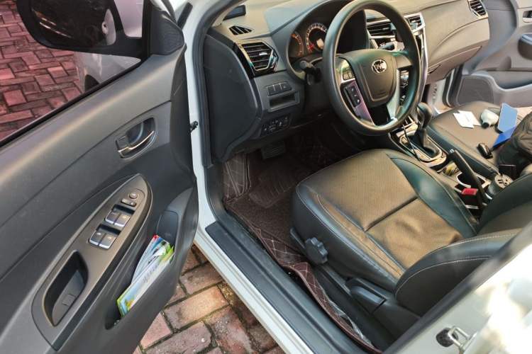 Used BYD F3 2018 1.5L Automatic Luxury Model Driver Seat