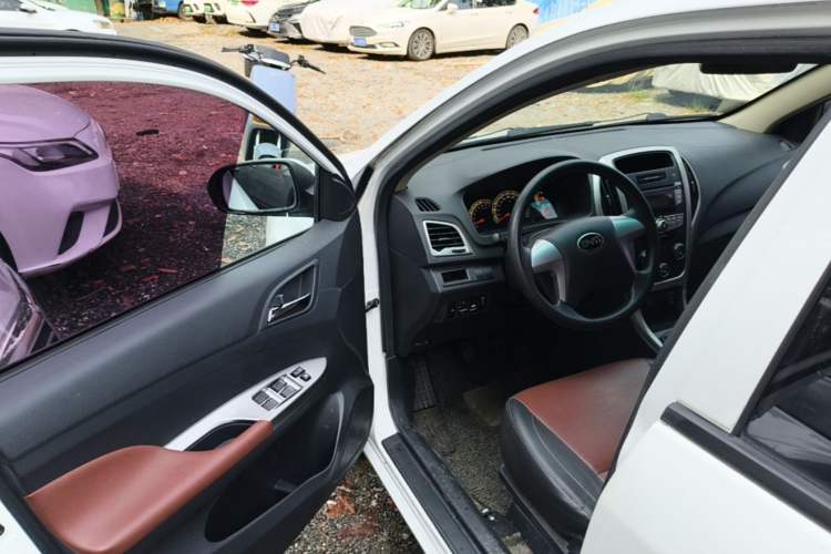 Used BYD F3 2018 1.5L Manual Fashion Model Driver Seat