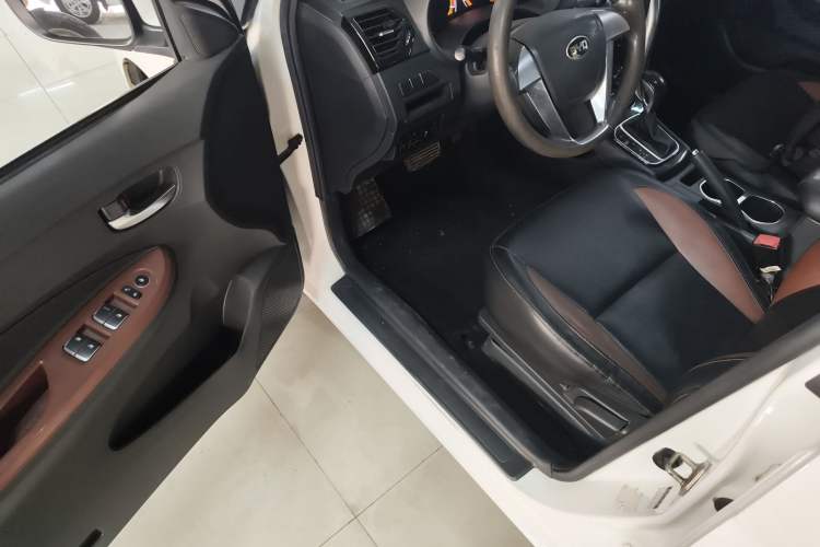 Used BYD F3 2018 1.5L Automatic Luxury Model Driver Seat