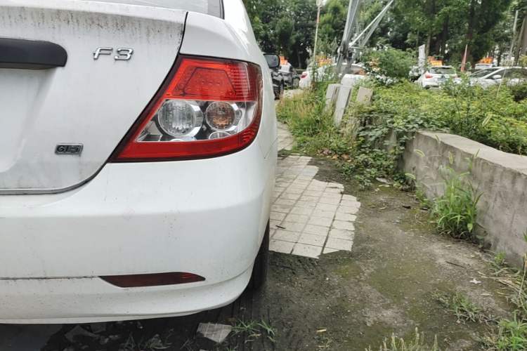 Used BYD F3 2018 1.5L Manual Classic Model Exterior 3