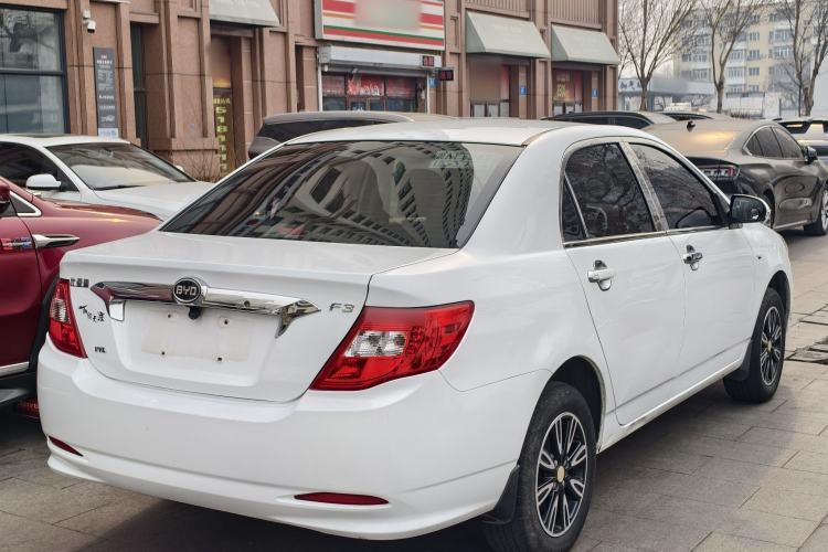 Used BYD F3 2018 1.5L Manual Fashion Model Exterior 5