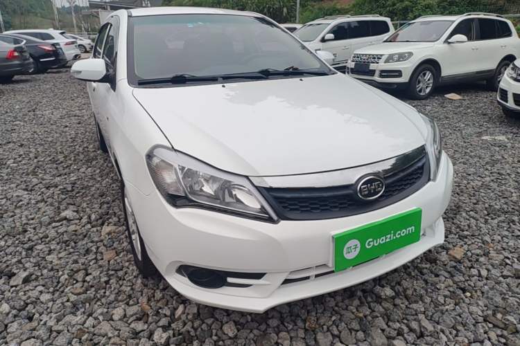 Used BYD F3 2018 1.5L Manual Fashion Model Front Right 45 Deg
