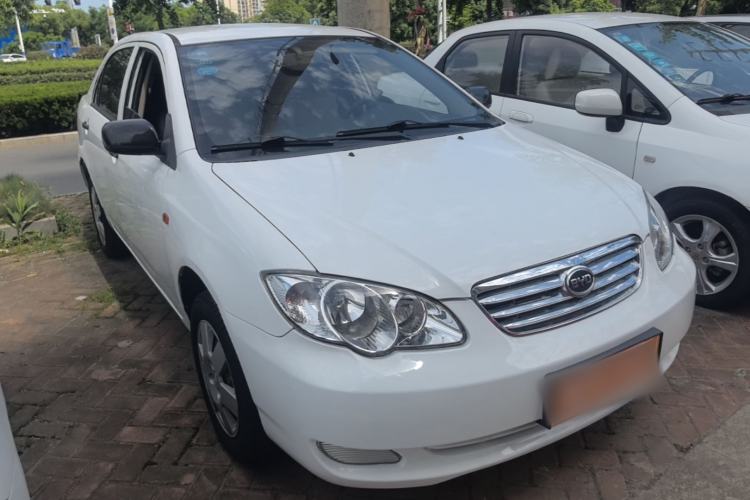 Used BYD F3 2018 1.5L Manual Classic Model Front Right 45 Deg