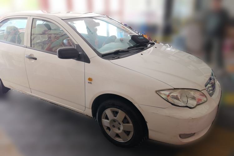 Used BYD F3 2018 1.5L Manual Classic Model Front Right 45 Deg
