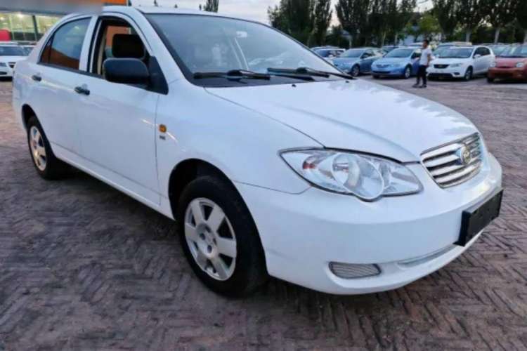 Used BYD F3 2018 1.5L Manual Classic Model Front Right 45 Deg