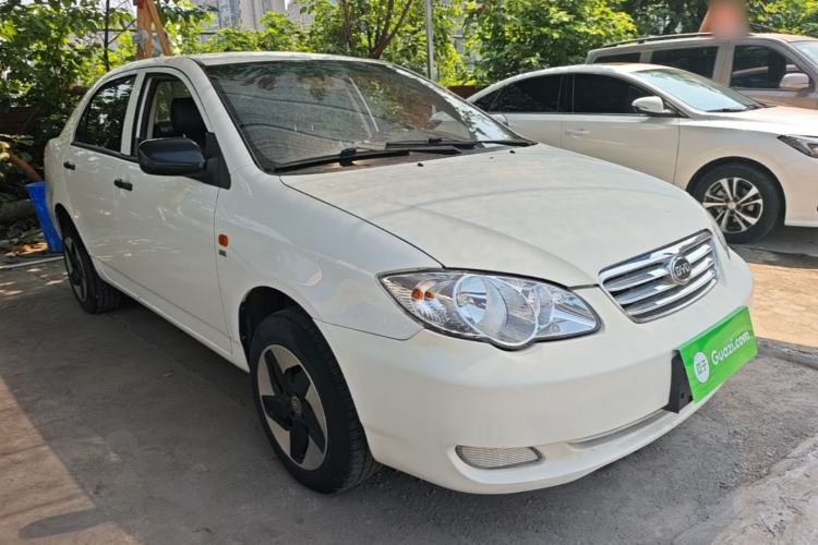 Used BYD F3 2018 1.5L Manual Classic Model Front Right 45 Deg