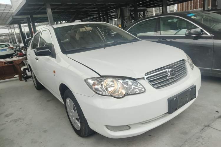 Used BYD F3 2018 1.5L Manual Classic Model Front Right 45 Deg