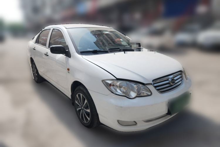 Used BYD F3 2018 1.5L Manual Classic Model Front Right 45 Deg