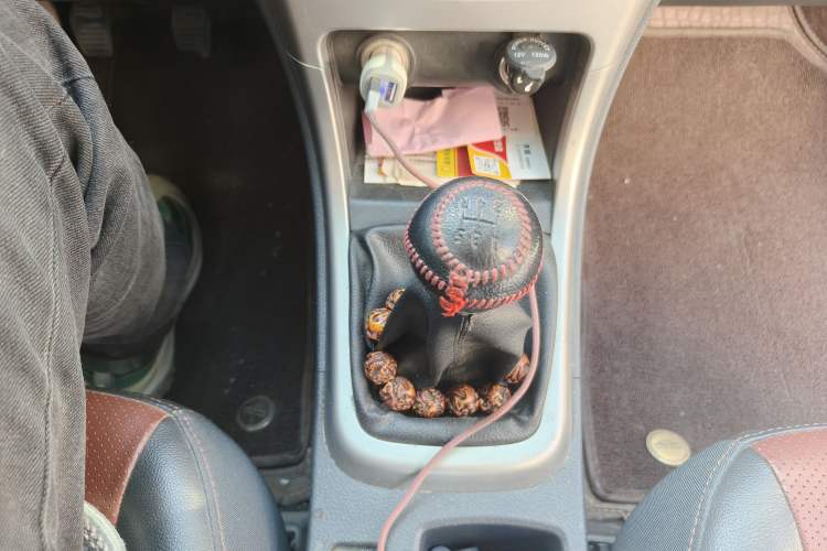 Used BYD F3 2018 1.5L Manual Elite Version Gear Lever