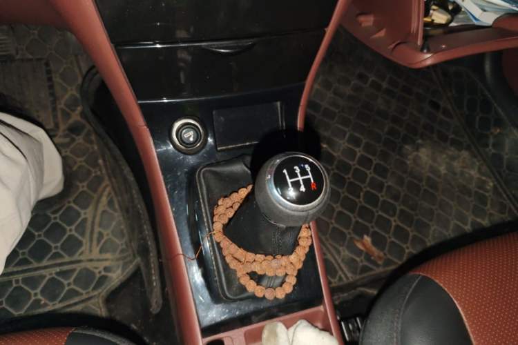Used BYD F3 2018 1.5L Manual Classic Model Gear Lever