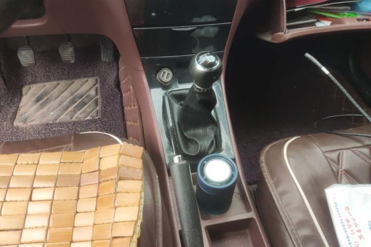 Used BYD F3 2018 1.5L Manual Classic Model Gear Lever
