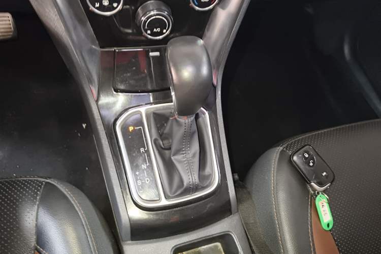 Used BYD F3 2018 1.5L Automatic Luxury Model Gear Lever