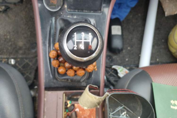 Used BYD F3 2018 1.5L Manual Classic Model Gear Lever