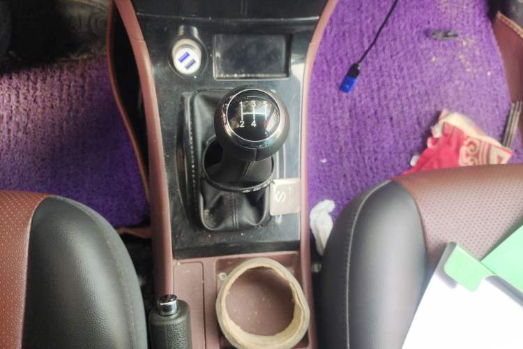 Used BYD F3 2018 1.5L Manual Classic Model Gear Lever