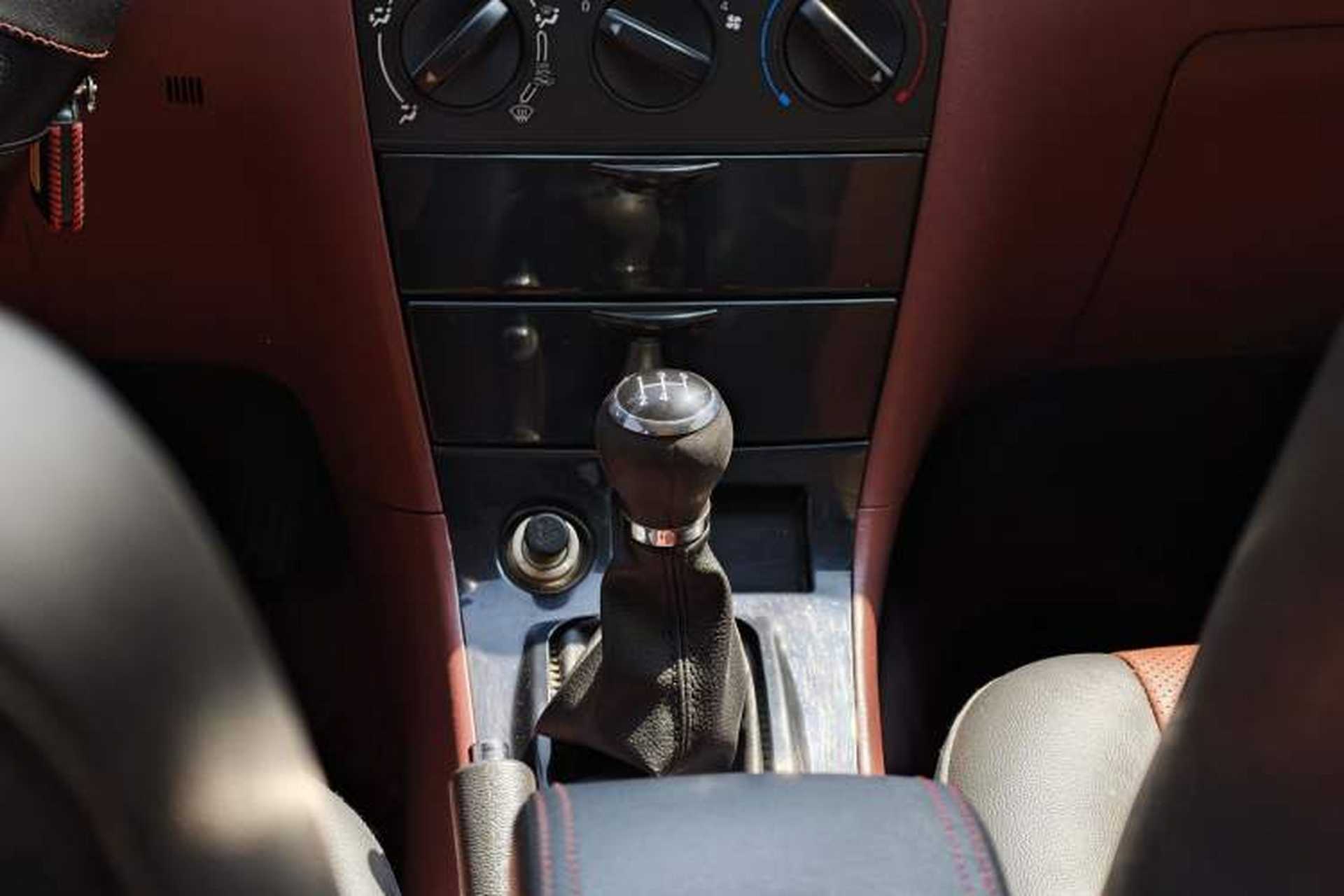 Used BYD F3 2018 1.5L Manual Classic Model Gear Lever