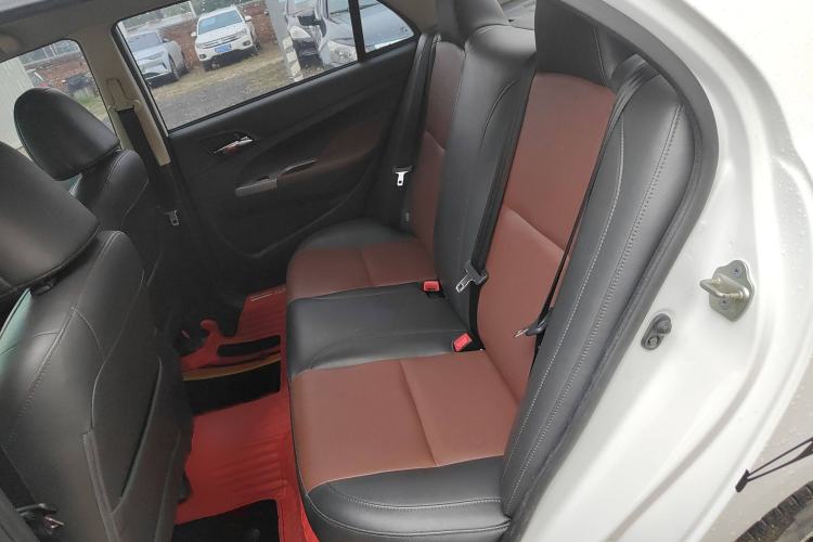 Used BYD F3 2018 1.5L Manual Elite Version Interior 1