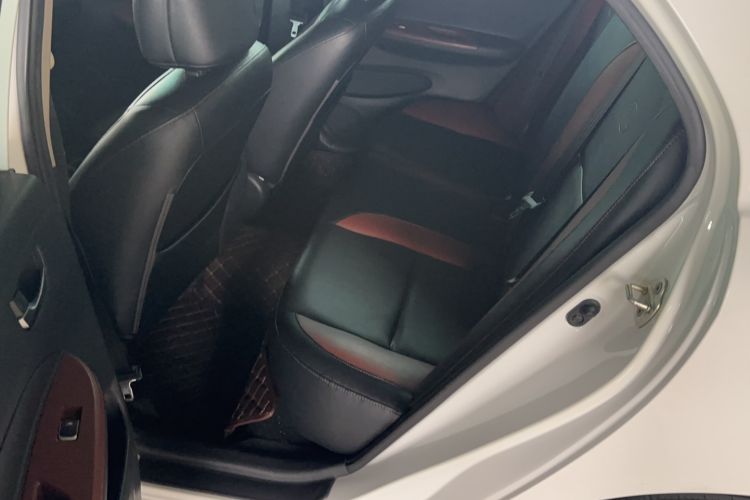 Used BYD F3 2018 1.5L Automatic Luxury Model Interior 1
