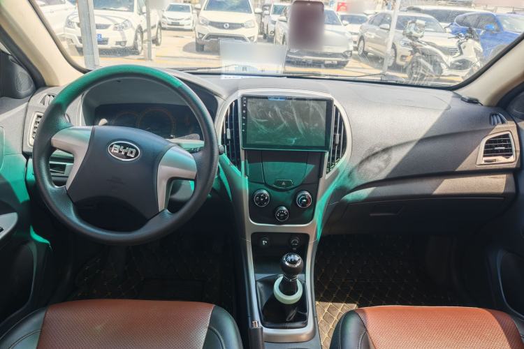 Used BYD F3 2018 1.5L Manual Elite Version Interior 1