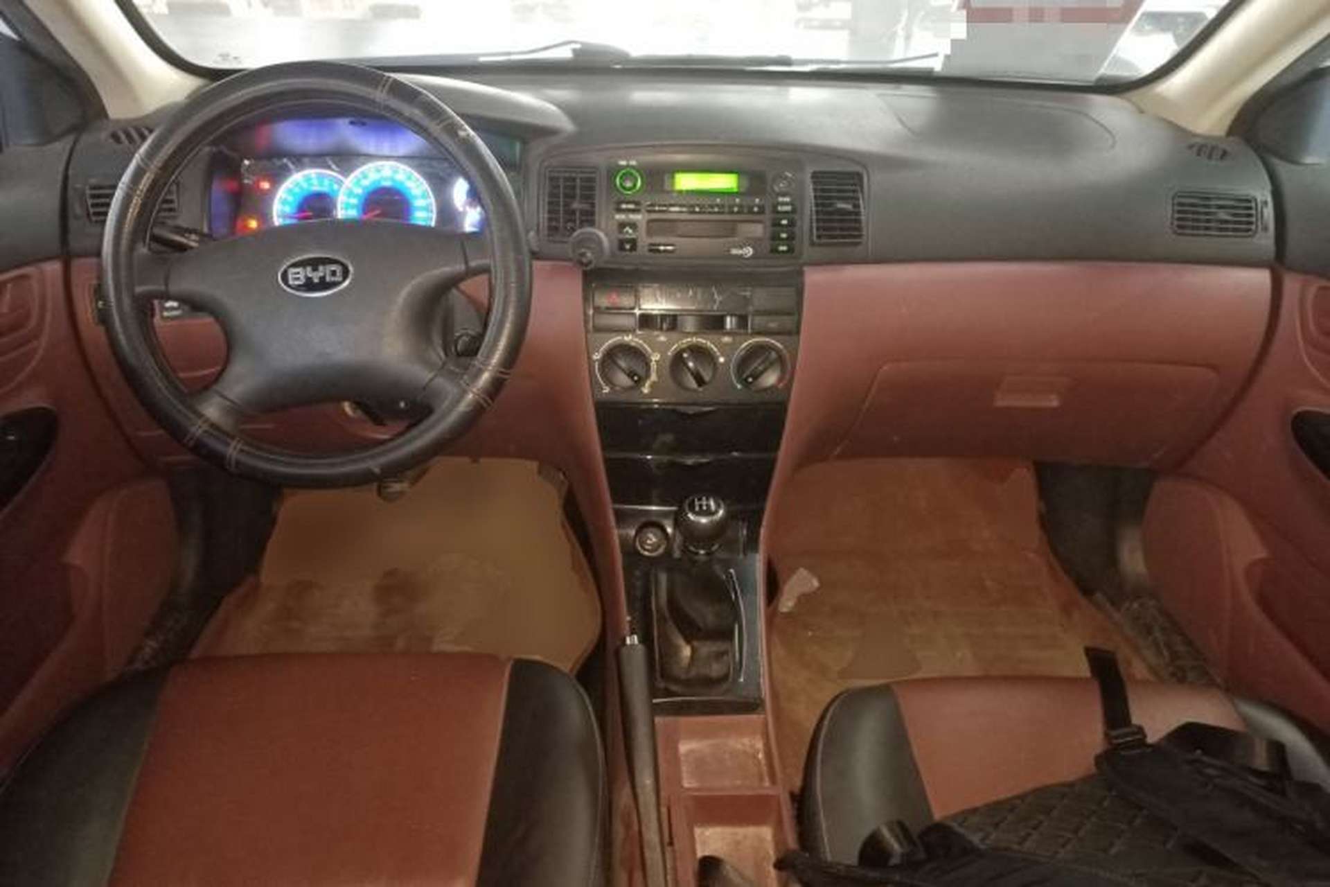 Used BYD F3 2018 1.5L Manual Classic Model Interior 2